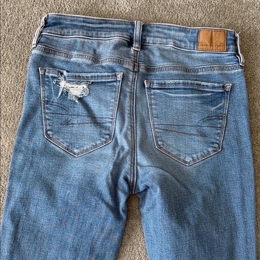 American Eagle Outfitters Light Blue Distressed Flare Jeans - Picture 6 of 6